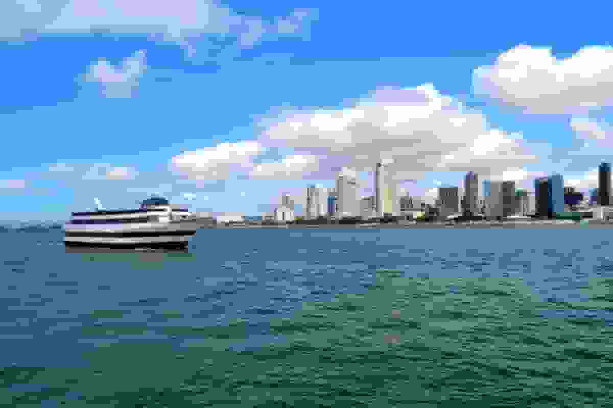 yacht rentals san diego harbor